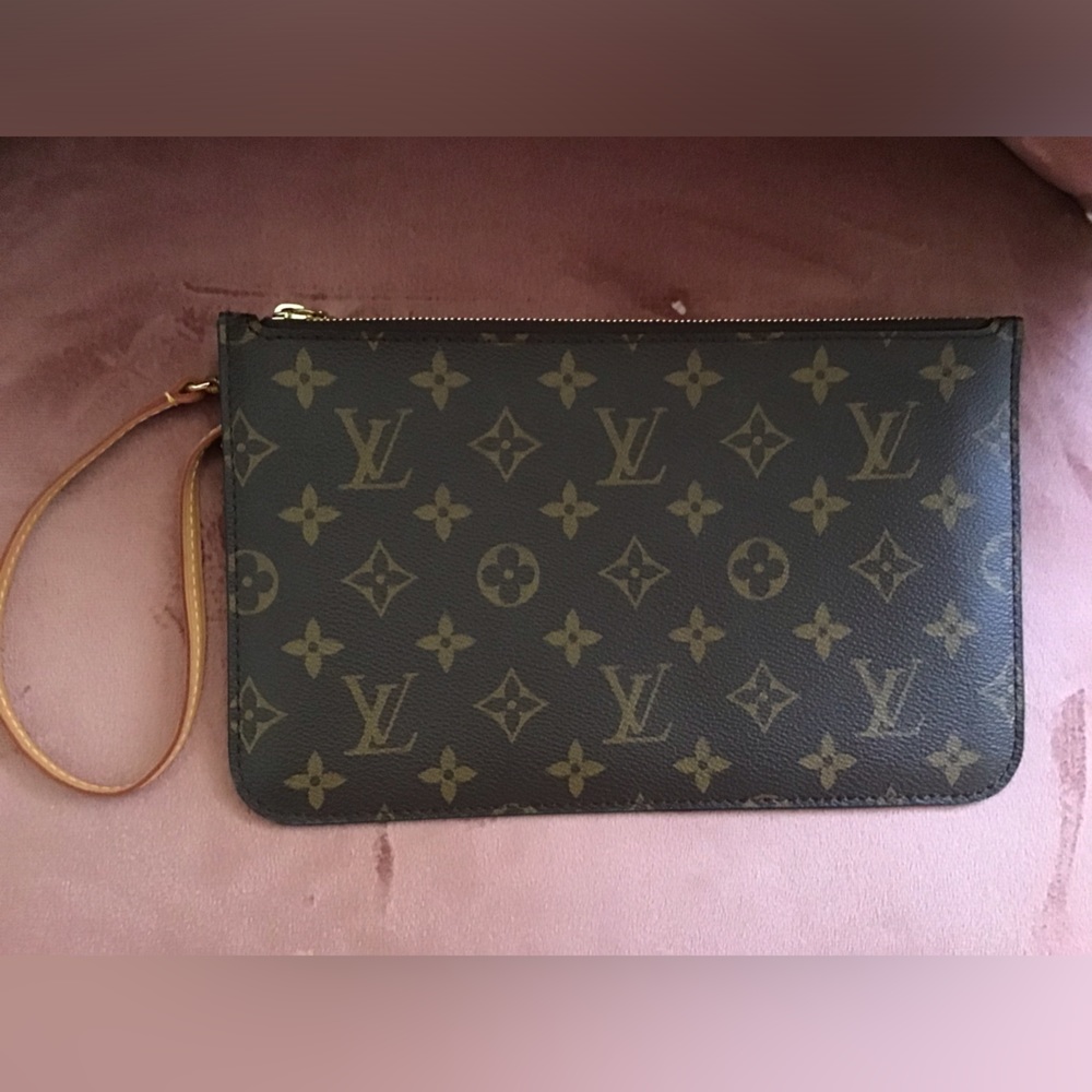 Louis Vuitton Pochette MM size.
